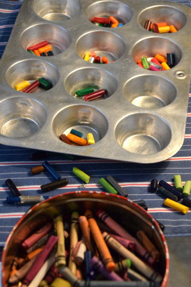 muffin tin crayons prep